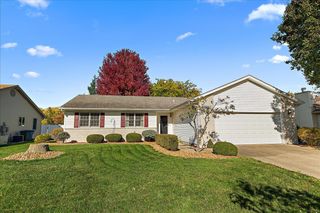 235 E JOHN CASEY Road, Bourbonnais, IL 60914