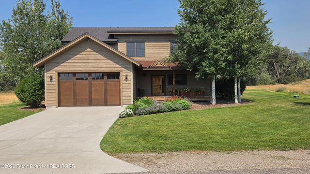 9273 TIMBERLINE Loop, Victor, ID 83455