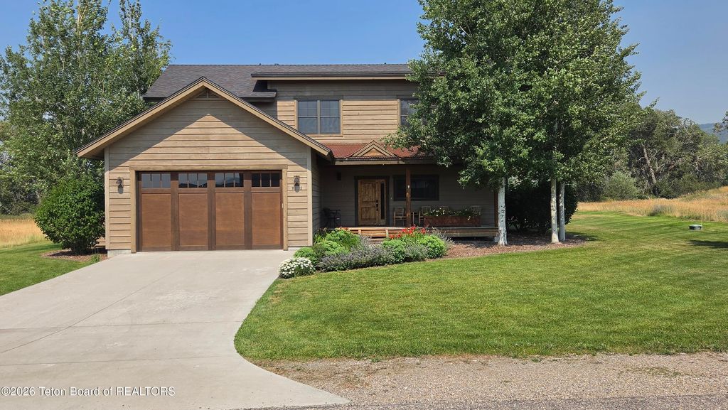 9273 TIMBERLINE Loop, Victor, ID 83455 photo 1