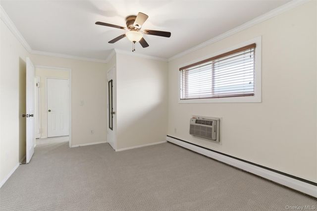 400 Fulton Street 3B, Farmingdale, NY 11735