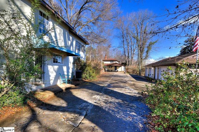 1212 Riveroak Road, Inman, SC 29349