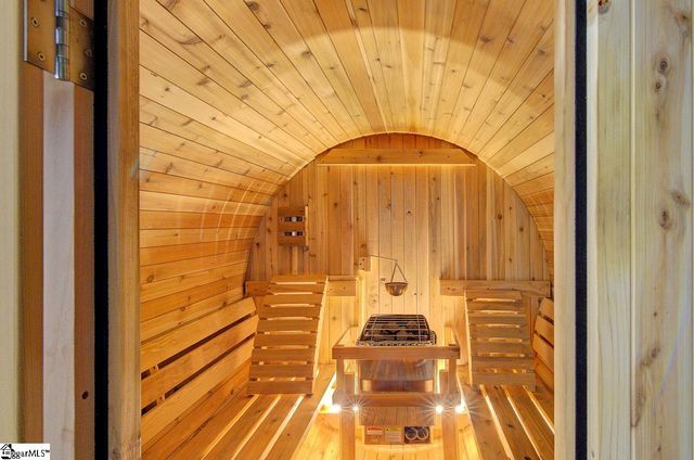 1212 Riveroak Road, Inman, SC 29349