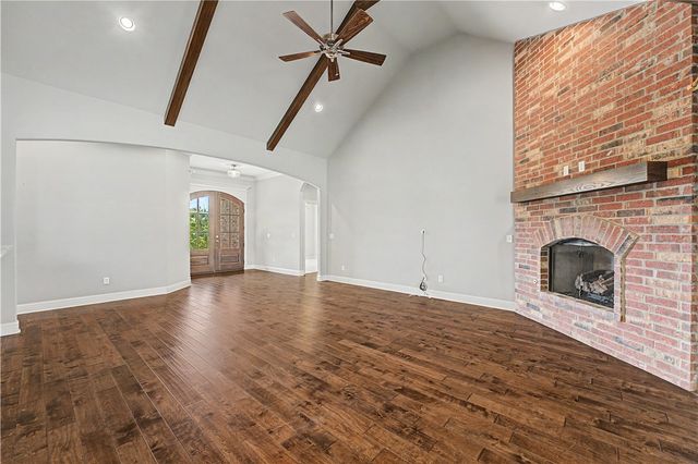 5904 67th Street, Cave Springs, AR 72718