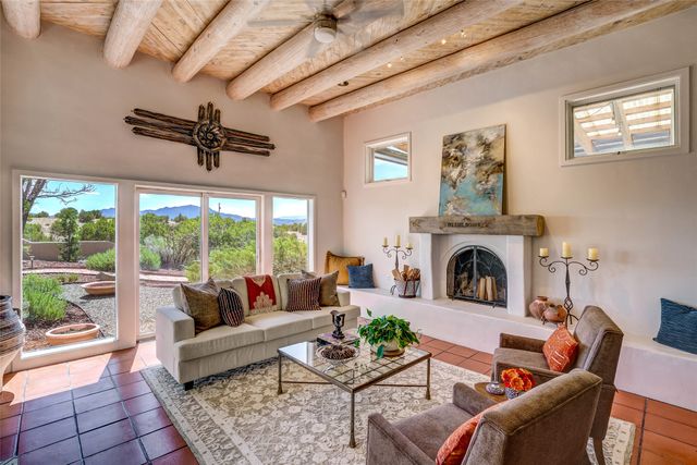 1 Blue Corn Trace, Santa Fe, NM 87508