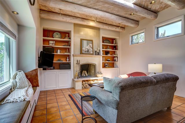 1 Blue Corn Trace, Santa Fe, NM 87508