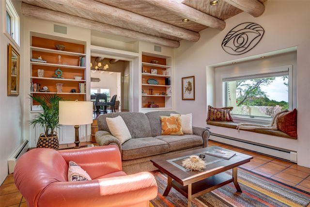 1 Blue Corn Trace, Santa Fe, NM 87508