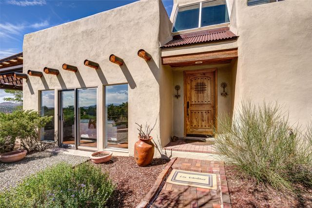 1 Blue Corn Trace, Santa Fe, NM 87508