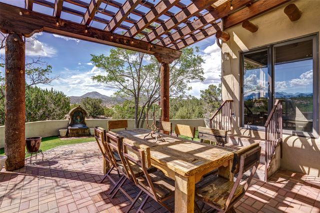 1 Blue Corn Trace, Santa Fe, NM 87508