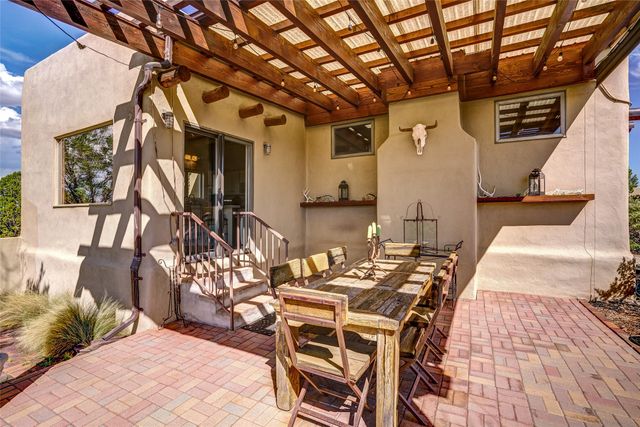 1 Blue Corn Trace, Santa Fe, NM 87508