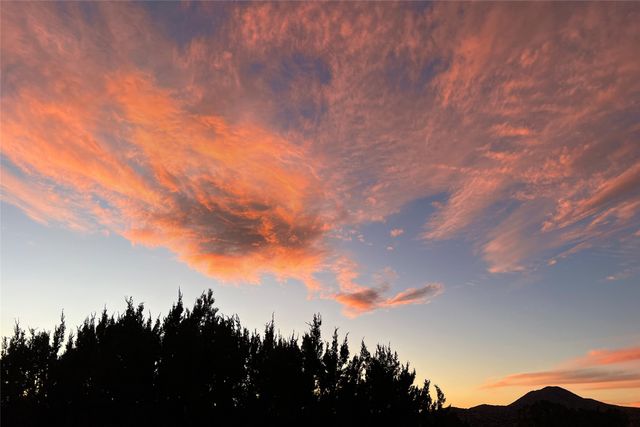 1 Blue Corn Trace, Santa Fe, NM 87508