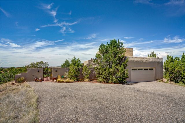 1 Blue Corn Trace, Santa Fe, NM 87508
