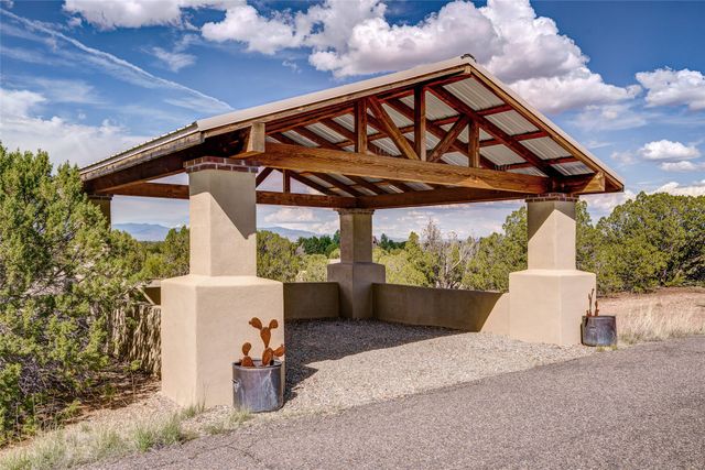 1 Blue Corn Trace, Santa Fe, NM 87508