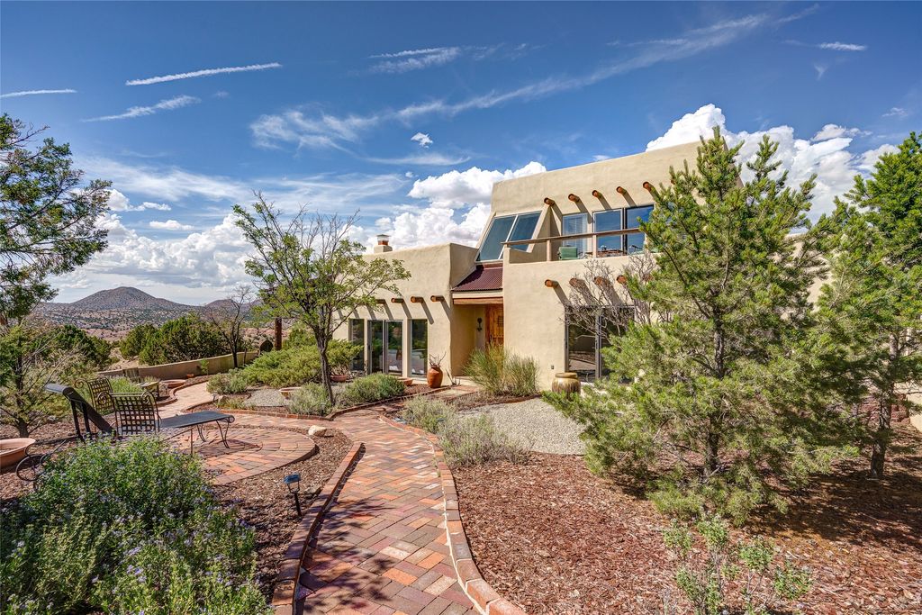 1 Blue Corn Trace, Santa Fe, NM 87508
