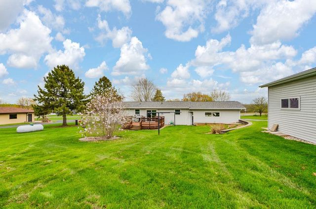 N3902 MARKET ROAD, Hortonville, WI 54944