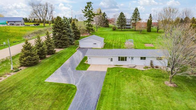 N3902 MARKET ROAD, Hortonville, WI 54944