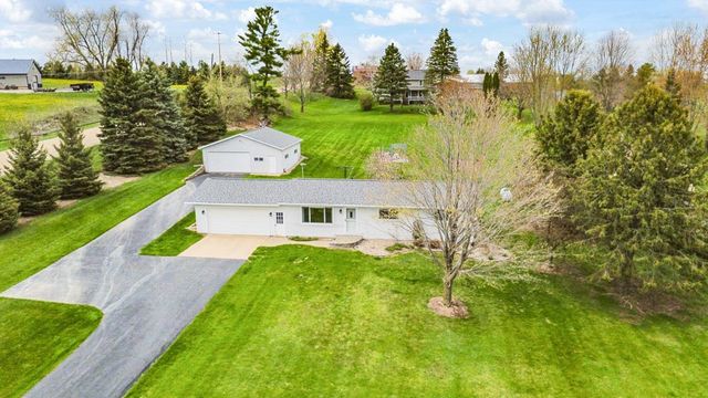 N3902 MARKET ROAD, Hortonville, WI 54944