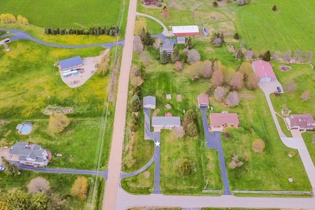 N3902 MARKET ROAD, Hortonville, WI 54944