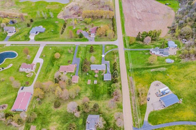 N3902 MARKET ROAD, Hortonville, WI 54944