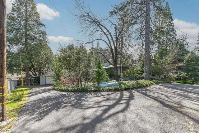 23343 Tanager Dr, Twain Harte, CA 95383