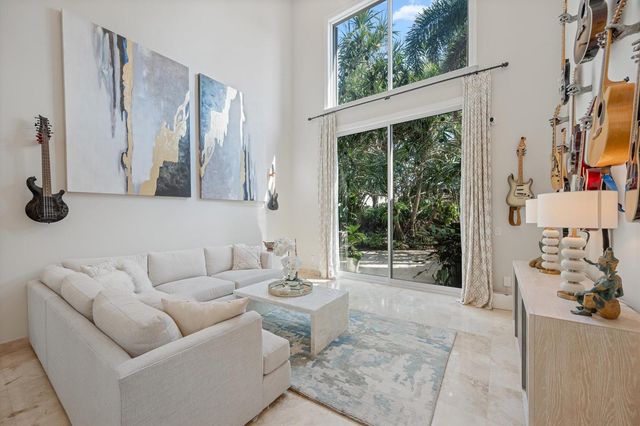 4699 Gleneagles Drive, Boynton Beach, FL 33436