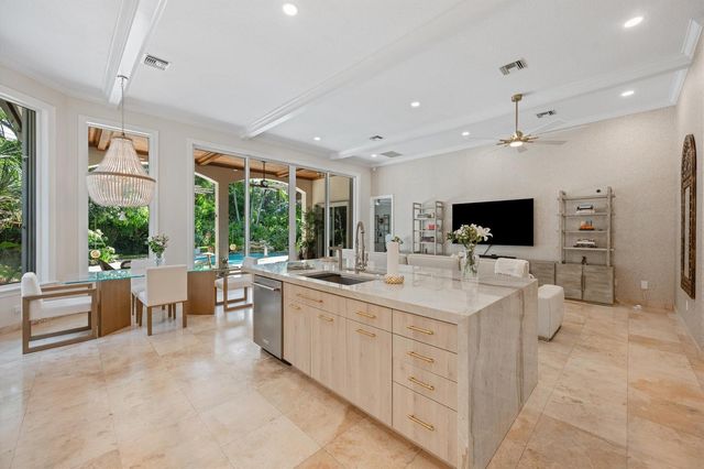 4699 Gleneagles Drive, Boynton Beach, FL 33436