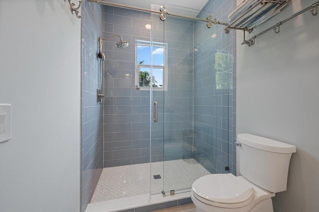 4699 Gleneagles Drive, Boynton Beach, FL 33436