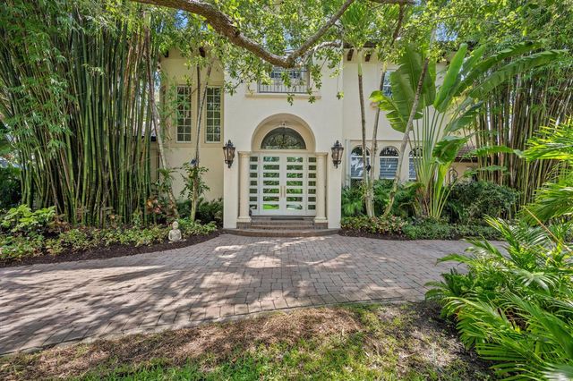 4699 Gleneagles Drive, Boynton Beach, FL 33436