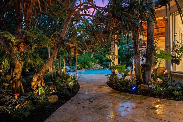 4699 Gleneagles Drive, Boynton Beach, FL 33436