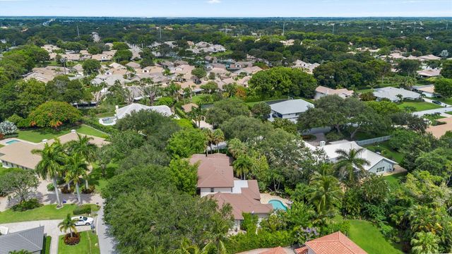 4699 Gleneagles Drive, Boynton Beach, FL 33436