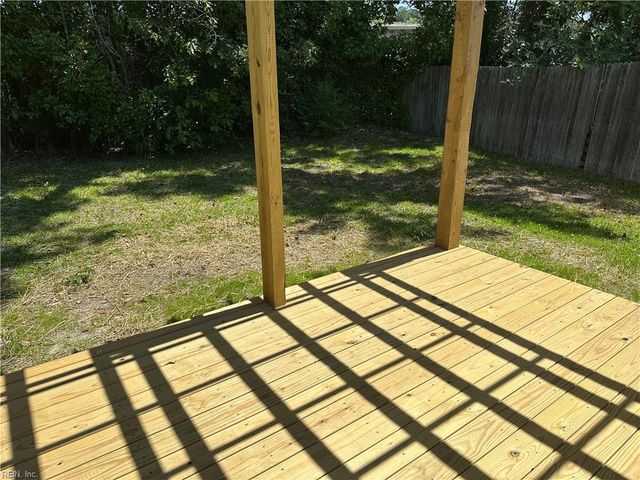 417 Carnegie RD, Virginia Beach, VA 23452