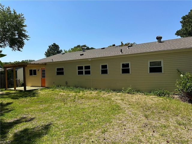 417 Carnegie RD, Virginia Beach, VA 23452