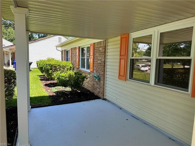 417 Carnegie RD, Virginia Beach, VA 23452