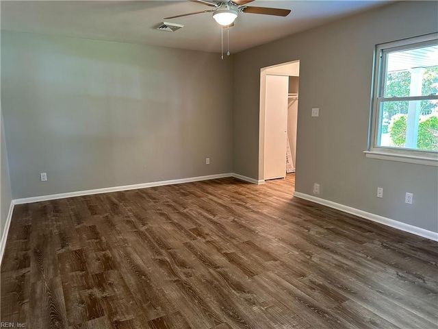 417 Carnegie RD, Virginia Beach, VA 23452