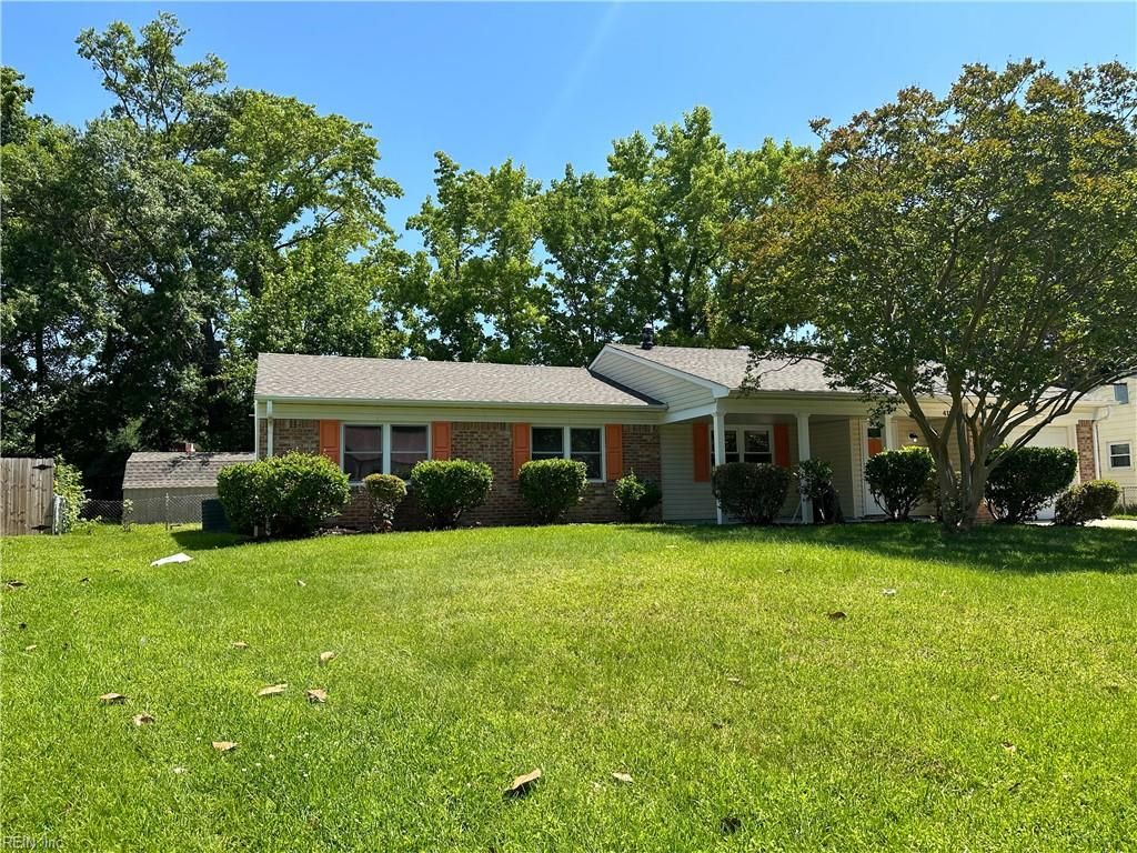 417 Carnegie RD, Virginia Beach, VA 23452