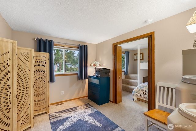 5984 Longdin Road, Ferndale, WA 98248