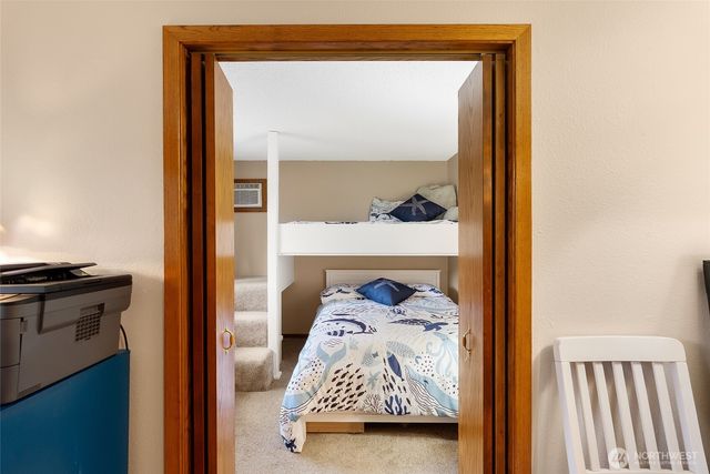 5984 Longdin Road, Ferndale, WA 98248