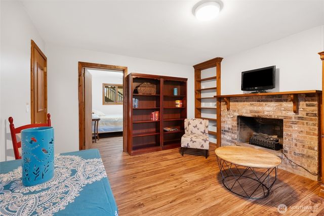 5984 Longdin Road, Ferndale, WA 98248