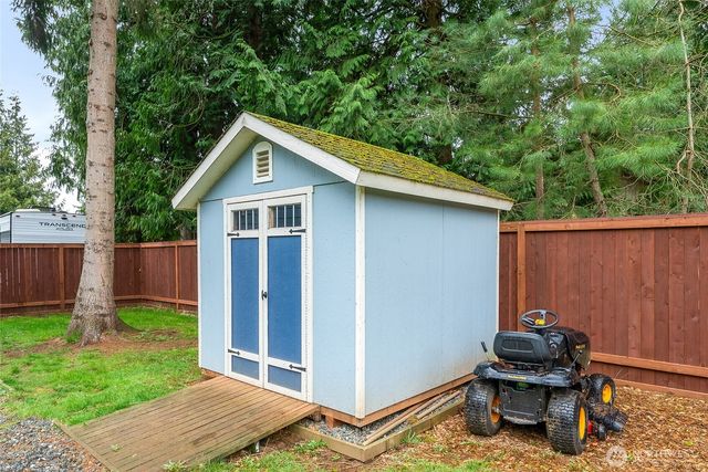 5984 Longdin Road, Ferndale, WA 98248