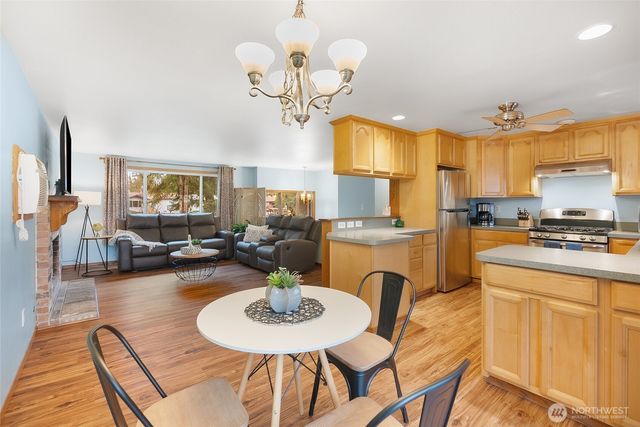 5984 Longdin Road, Ferndale, WA 98248