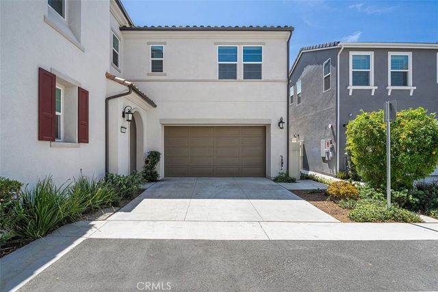 4041 Pomelo Drive, Corona, CA 92883