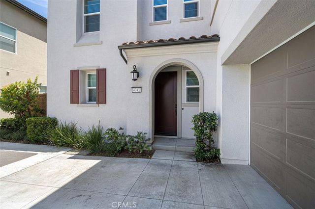 4041 Pomelo Drive, Corona, CA 92883