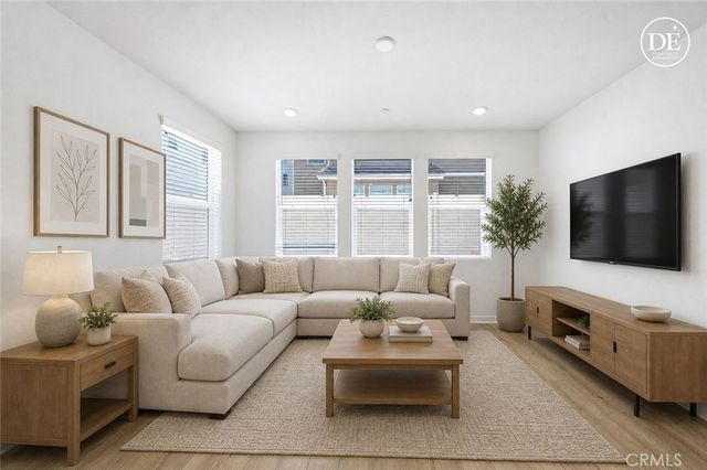 4041 Pomelo Drive, Corona, CA 92883