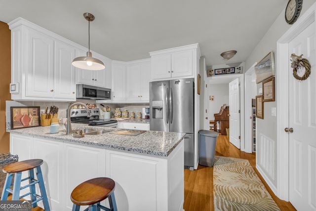 26 Chief Lane, Hartwell, GA 30643
