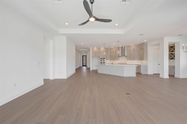 155 Rees Landing RD, Spicewood, TX 78669