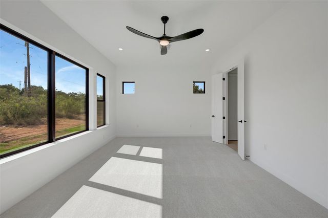 155 Rees Landing RD, Spicewood, TX 78669