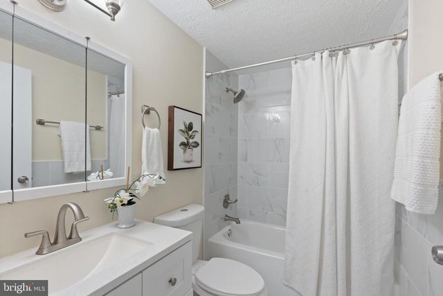 7 CHATTERLY CT, Perry Hall, MD 21128