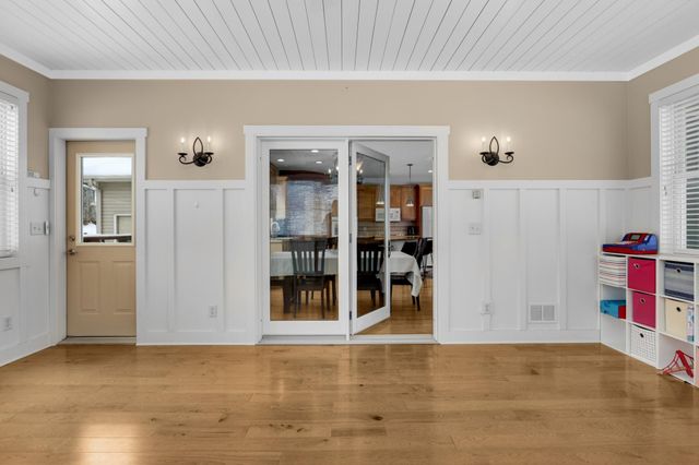 1763 Sandbar Circle, Waconia, MN 55387