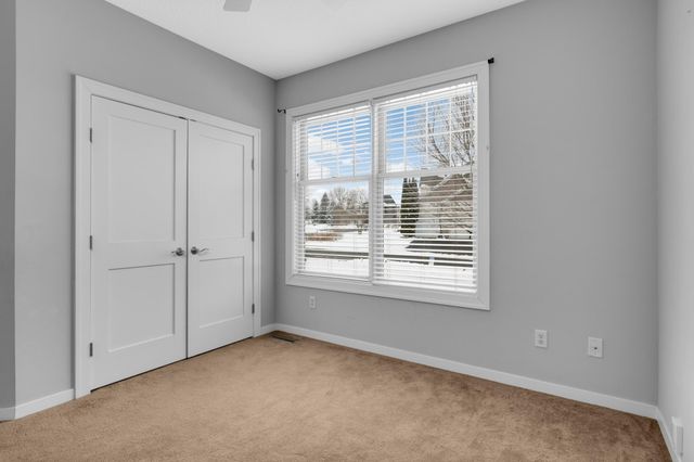 1763 Sandbar Circle, Waconia, MN 55387