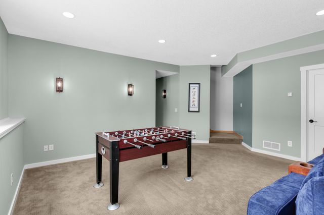 1763 Sandbar Circle, Waconia, MN 55387