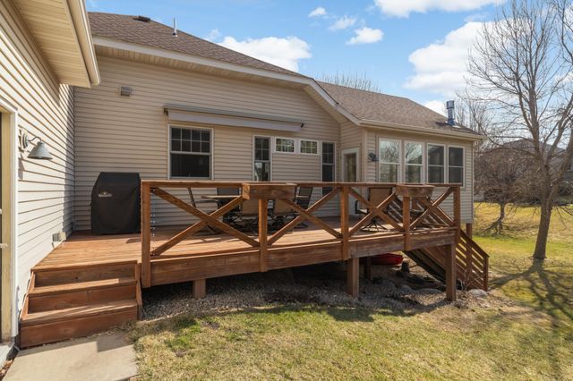 1763 Sandbar Circle, Waconia, MN 55387